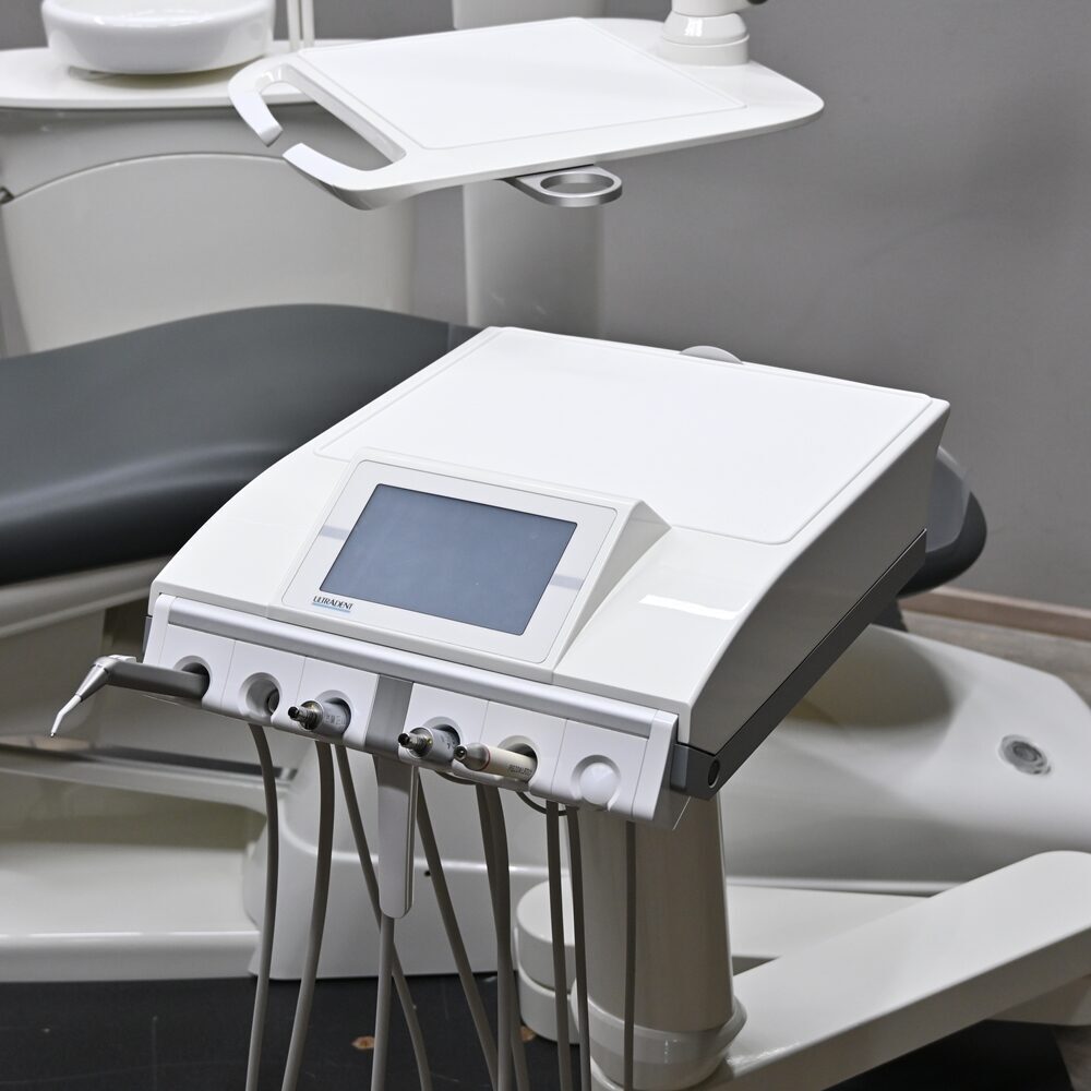 Ultradent U 6000 S Premium Klasse Behandlungseinheit Trockenabsaugung Bj.: 2019 Ausstellungsgerät | 331776 Ultradent U 6000 S Premium Klasse Behandlungseinheit Trockenabsaugung Bj.: 2019 Ausstellungsgerät | 331776