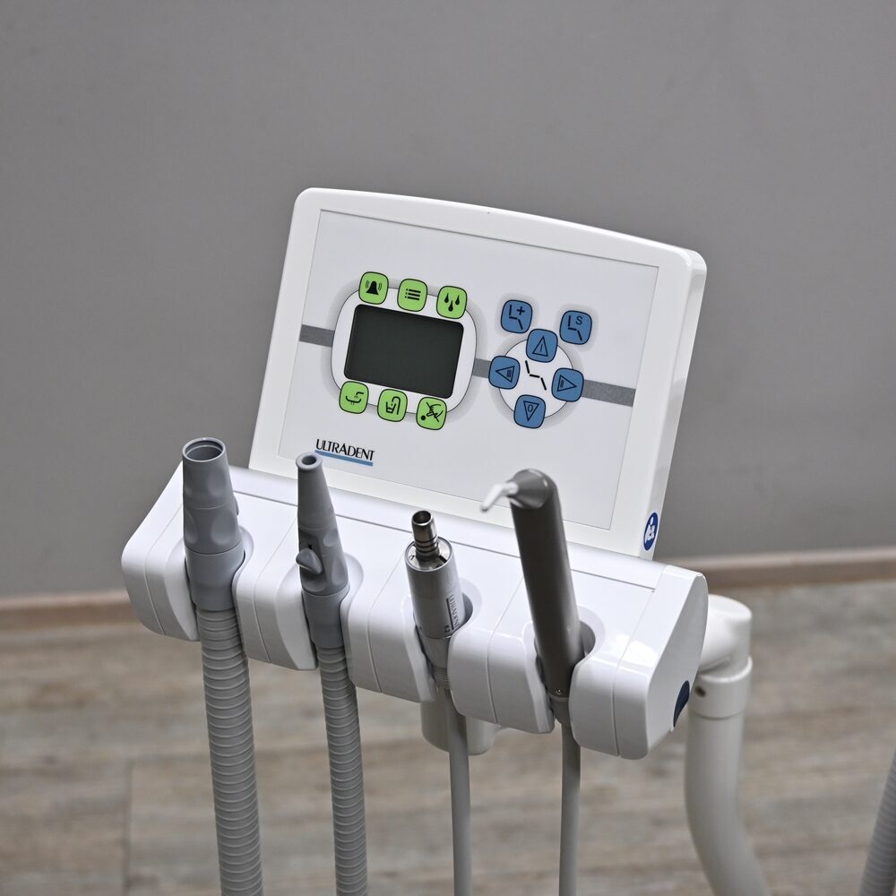 Ultradent EASY KFO 1 Easy Behandlungseinheit Nassabsaugung Bj.: 2017 Ausstellungsgerät | 331789 Ultradent EASY KFO 1 Easy Behandlungseinheit Nassabsaugung Bj.: 2017 Ausstellungsgerät | 331789
