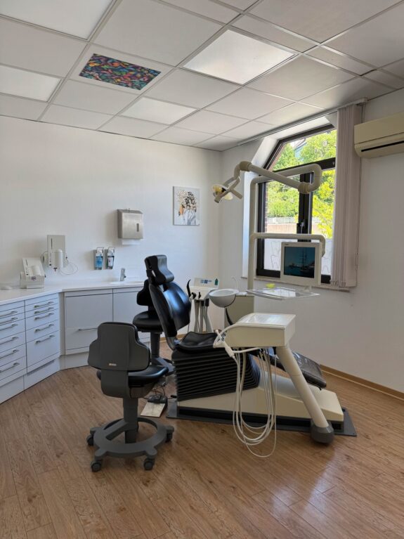 SIRONA C4+ Behandlungseinheit mit intraoraler Kamera | 331892