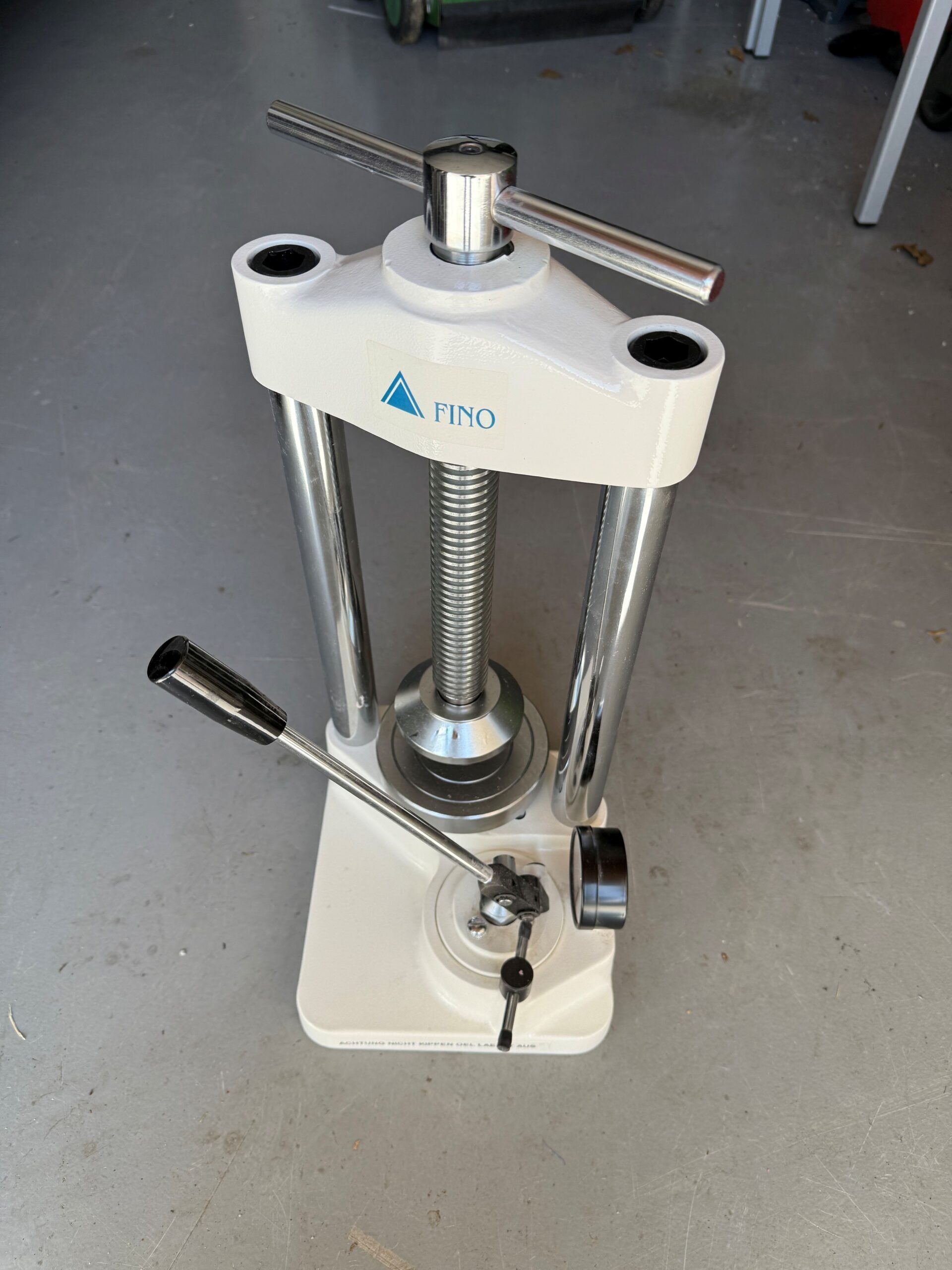 FINO Hydraulik-Küvettenpresse | 332878 FINO Hydraulik-Küvettenpresse | 332878