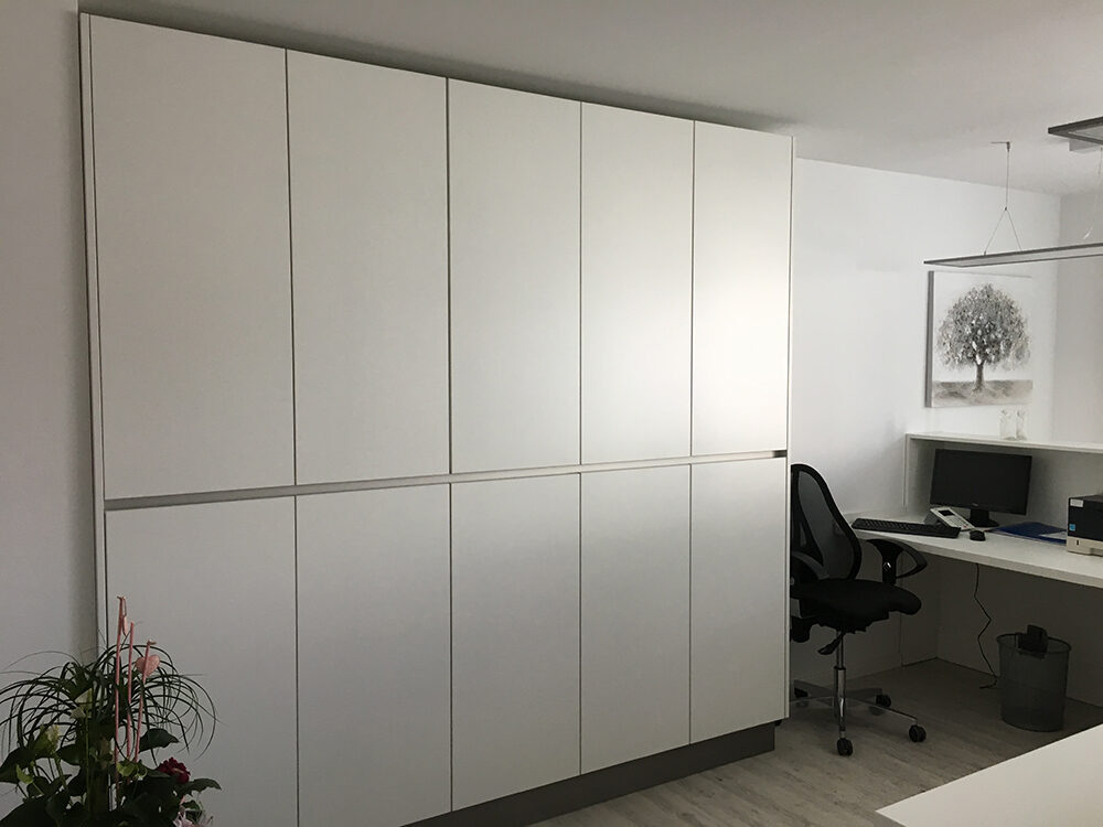 Moderne ,hochwertige von Tischlerhand gefertigte Praxisrezeption | 332030 Moderne ,hochwertige von Tischlerhand gefertigte Praxisrezeption | 332030