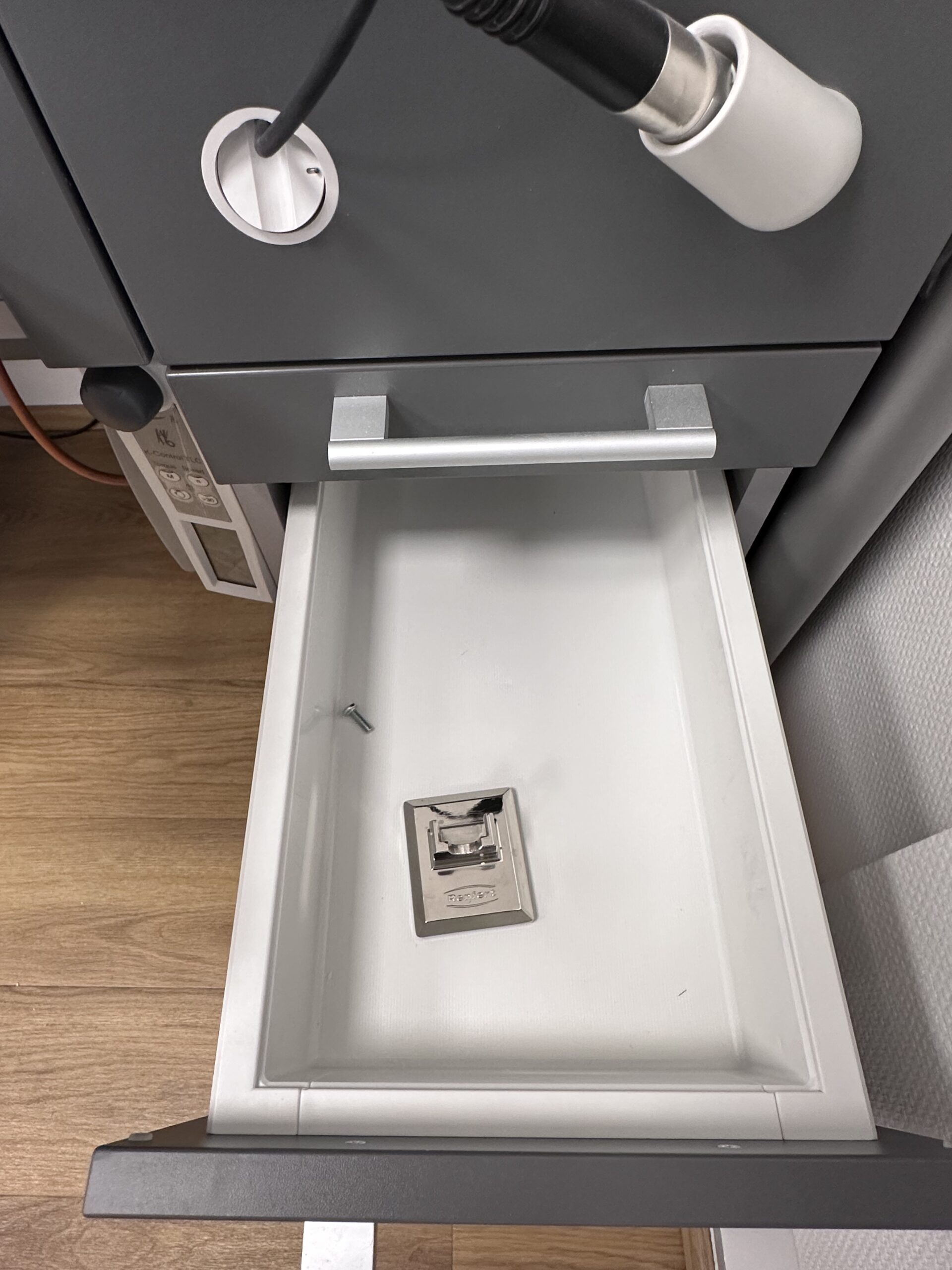 Kavo Flexspace Elegance Technik Werkbank Zahntechnik Labor | 331626 Kavo Flexspace Elegance Technik Werkbank Zahntechnik Labor | 331626