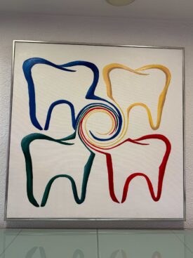 Handgemaltes Bild zur Zahnarztpraxis-Dekoration Acryl auf Leinwand 112 x 112 cm Handgemaltes Bild zur Zahnarztpraxis-Dekoration Acryl auf Leinwand 112 x 112 cm