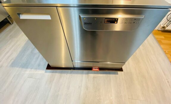 Miele PG 8582 CD Reinigung-Desinfektions-Gerät RDG, Thermo-Desinfektor | 332094
