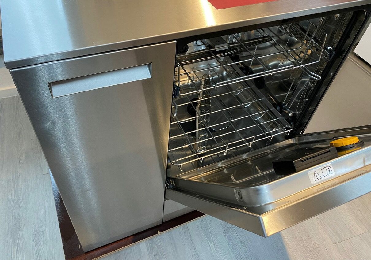 Miele PG 8582 CD Reinigung-Desinfektions-Gerät RDG, Thermo-Desinfektor | 332091 Miele PG 8582 CD Reinigung-Desinfektions-Gerät RDG, Thermo-Desinfektor | 332091