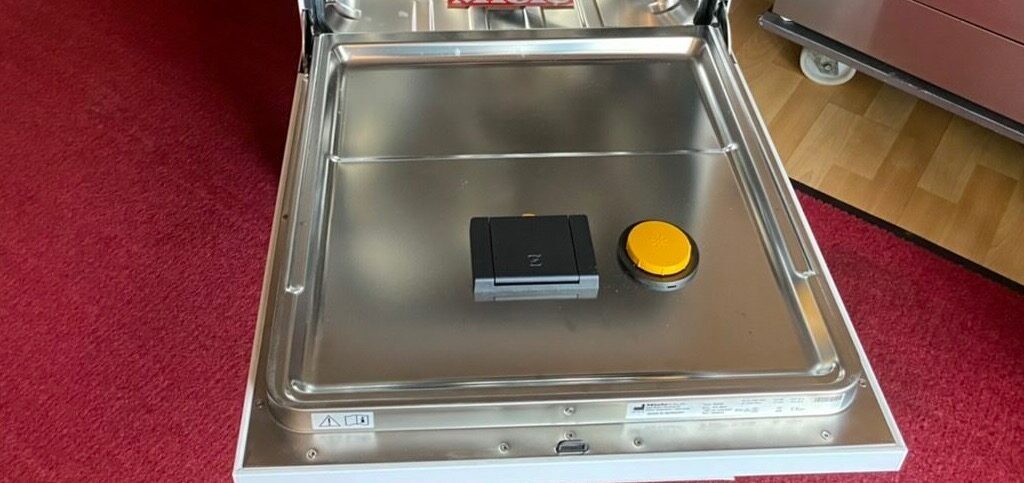 Miele PG 8581 Thermodesinfektor Dental Zahnarzt HNO Podologie Orthopädie | 332073 Miele PG 8581 Thermodesinfektor Dental Zahnarzt HNO Podologie Orthopädie | 332073