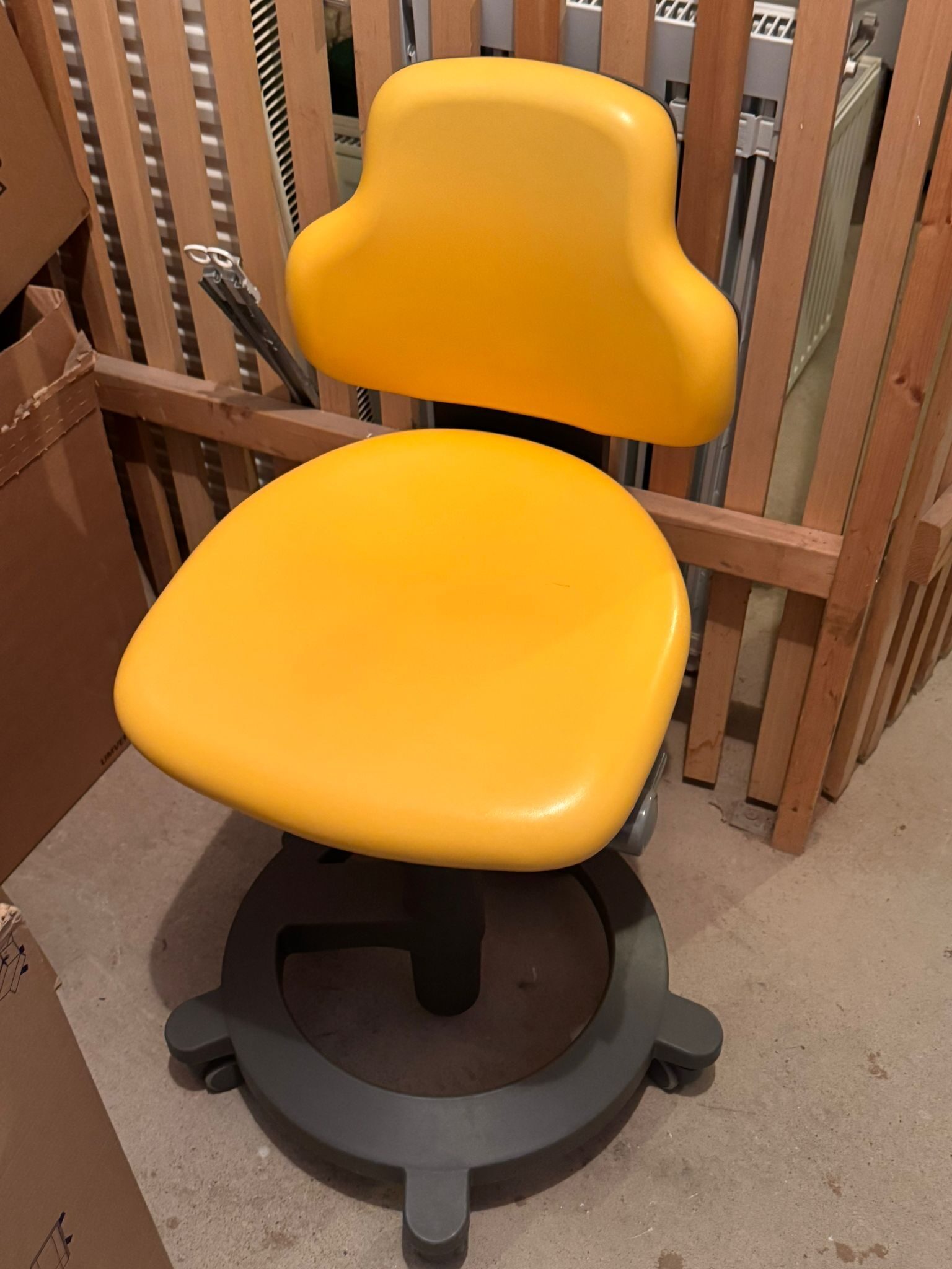 Sirona C2+ Behandlungseinheit Trockenabsaugung, Amalgamabscheider | 332428 Sirona C2+ Behandlungseinheit Trockenabsaugung, Amalgamabscheider | 332428