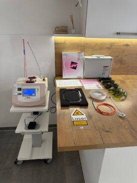 Albers Laser Star mini 103 HNO Diodenlaser Laser Veterinary + Gerätewagen Albers Laser Star mini 103 HNO Diodenlaser Laser Veterinary + Gerätewagen