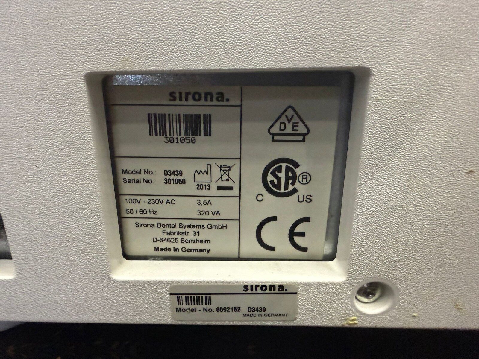 Sirona CEREC MC XL Premium 4 Motoren Schleifmaschine für Zirkon / e.max ZirCAD | 333630 Sirona CEREC MC XL Premium 4 Motoren Schleifmaschine für Zirkon / e.max ZirCAD | 333630