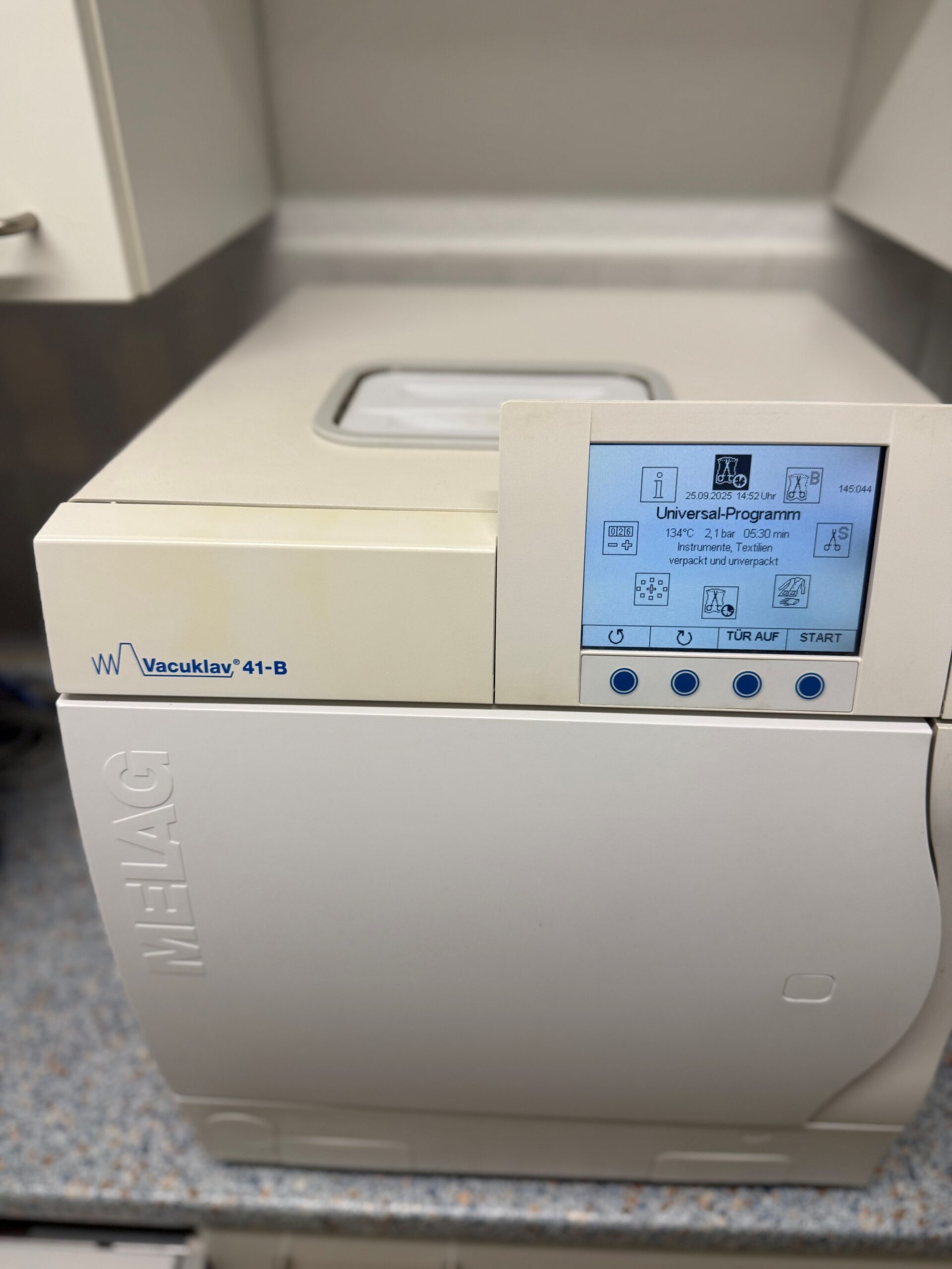 MELAG Vacuklav 41-B B-Klasse Autoklav aus Praxisauflösung | 334246