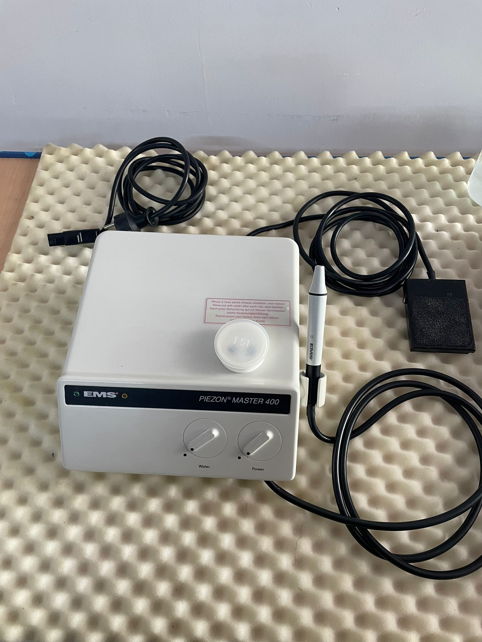 EMS Dental Piezon Master 400 Ultraschall Prophylaxegerät mit Zubehör | 333782 EMS Dental Piezon Master 400 Ultraschall Prophylaxegerät mit Zubehör | 333782