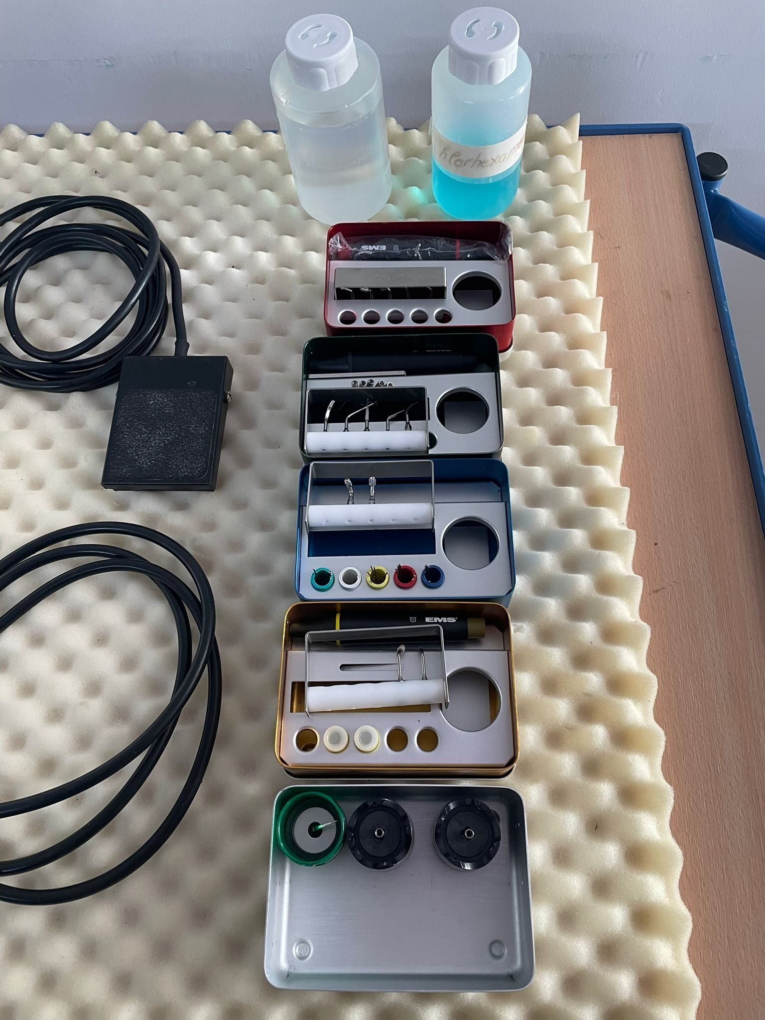 EMS Dental Piezon Master 400 Ultraschall Prophylaxegerät mit Zubehör | 333783 EMS Dental Piezon Master 400 Ultraschall Prophylaxegerät mit Zubehör | 333783