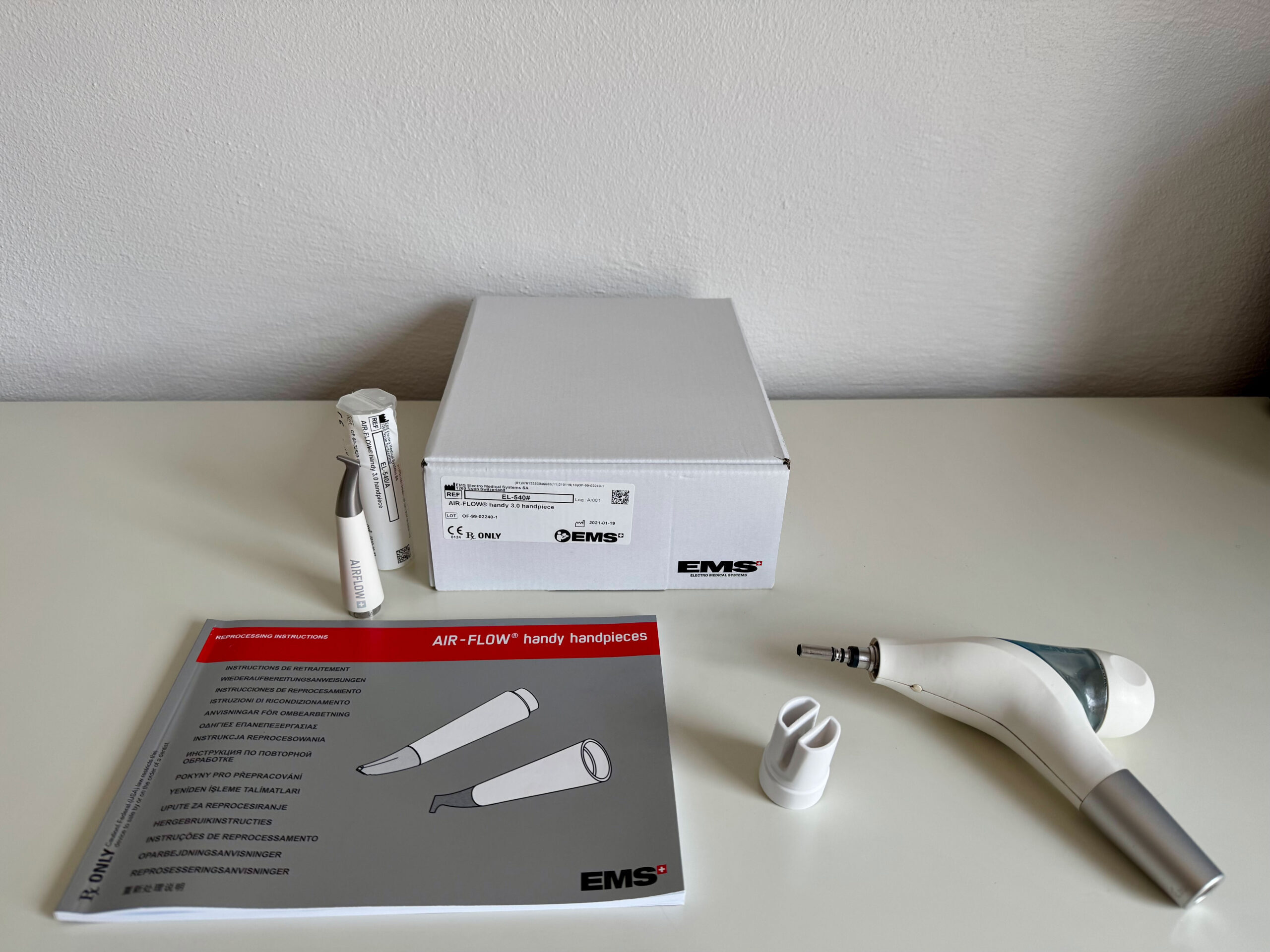 EMS AirFlow Handy 3.0 für SIRONA-Einheiten | 333304 EMS AirFlow Handy 3.0 für SIRONA-Einheiten | 333304