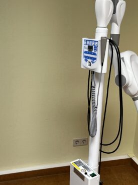 gebrauchtes Kleinröntgengerät – fahrbar (zur Zeit noch in Betrieb)- Hersteller Belmont – Typ Phot X II – 303 FM (mobiler Typ) gebrauchtes Kleinröntgengerät – fahrbar (zur Zeit noch in Betrieb)- Hersteller Belmont – Typ Phot X II – 303 FM (mobiler Typ)