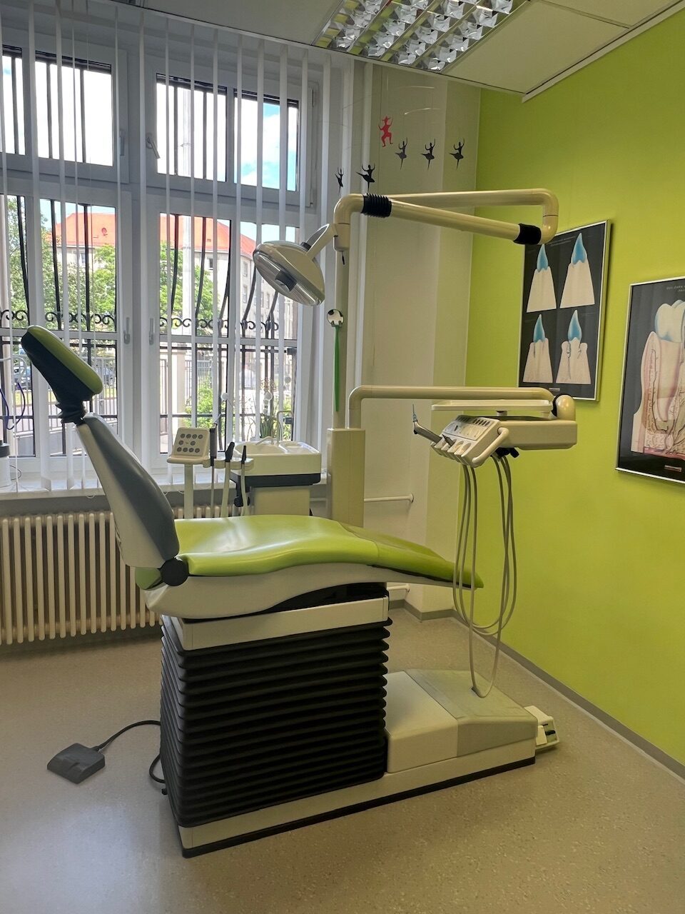 2 Behandlungseinheiten Sirona E | 333391 2 Behandlungseinheiten Sirona E | 333391