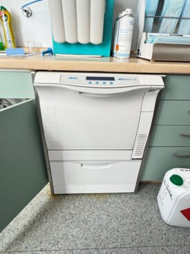 MELAG MELAtherm 10 Classic Thermodesinfektor aus Praxisauflösung MELAG MELAtherm 10 Classic Thermodesinfektor aus Praxisauflösung