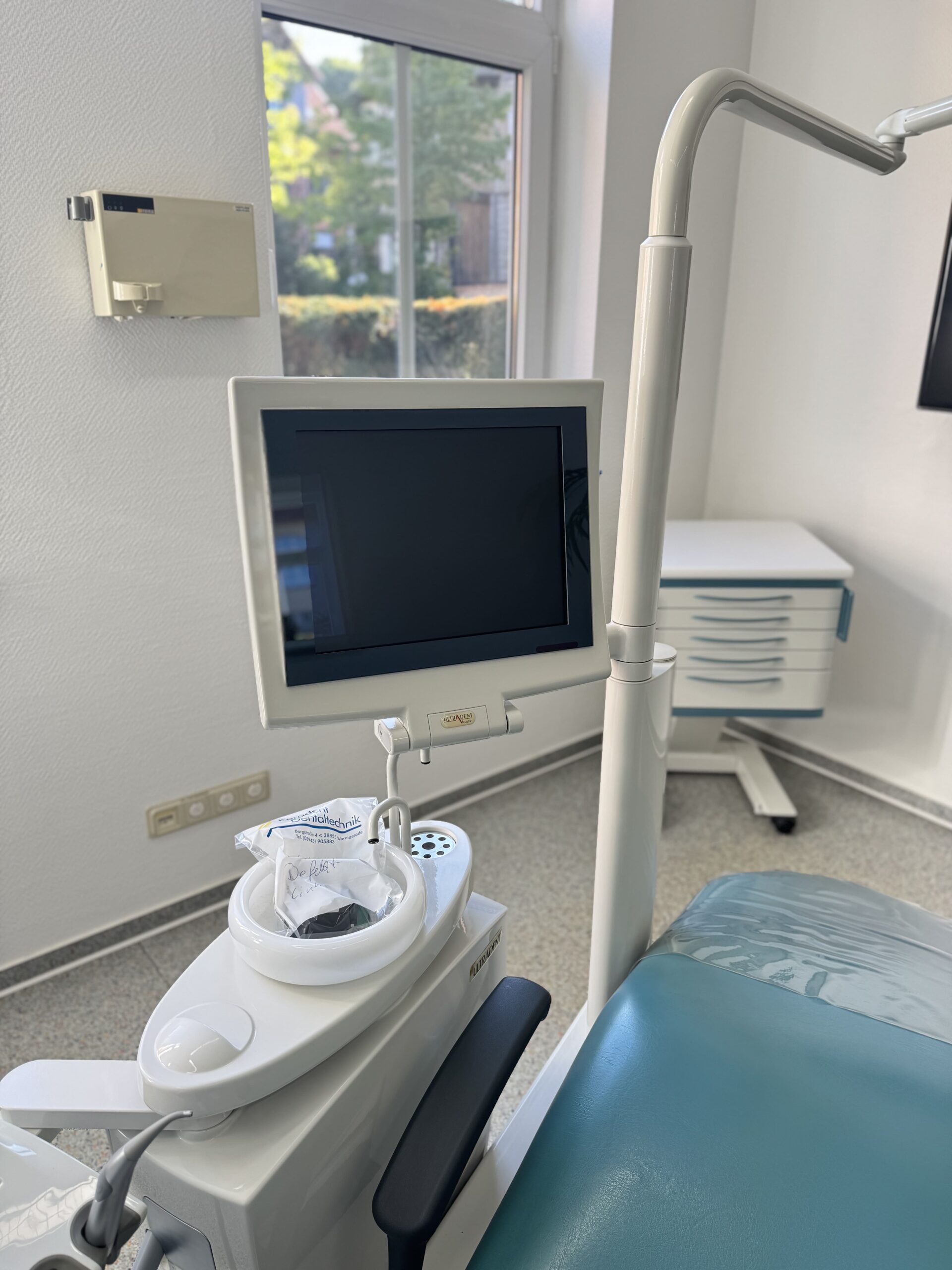 Ultradent U5000 Behandlungseinheit gebraucht aus Praxisauflösung | 333712 Ultradent U5000 Behandlungseinheit gebraucht aus Praxisauflösung | 333712