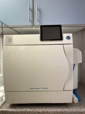 MELAG Vacuklav 40B+ mit MelaDem 40 Wasseraufbereitungen MELAG Vacuklav 40B+ mit MelaDem 40 Wasseraufbereitungen