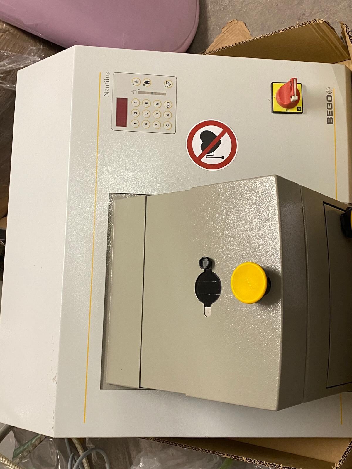 BEGO Nautilus® T Vakuum-Druck-Gießgerät (2008) – funktionsfähig | 333191 BEGO Nautilus® T Vakuum-Druck-Gießgerät (2008) – funktionsfähig | 333191