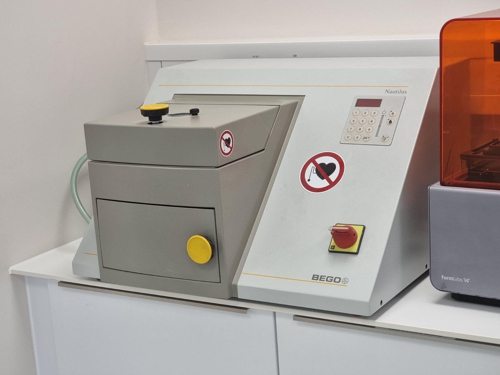BEGO Nautilus® T Vakuum-Druck-Gießgerät (2008) – funktionsfähig | 333190 BEGO Nautilus® T Vakuum-Druck-Gießgerät (2008) – funktionsfähig | 333190