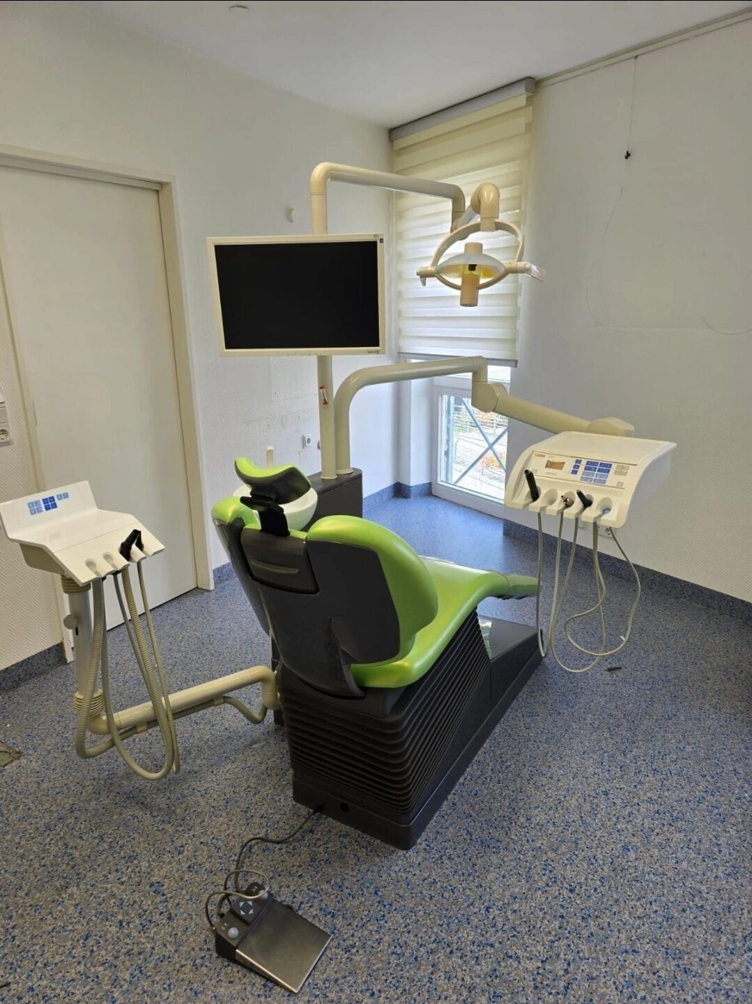 Sirona C5+ Behandlungseinheit – Top Zustand – werkstattgeprüft | 334714