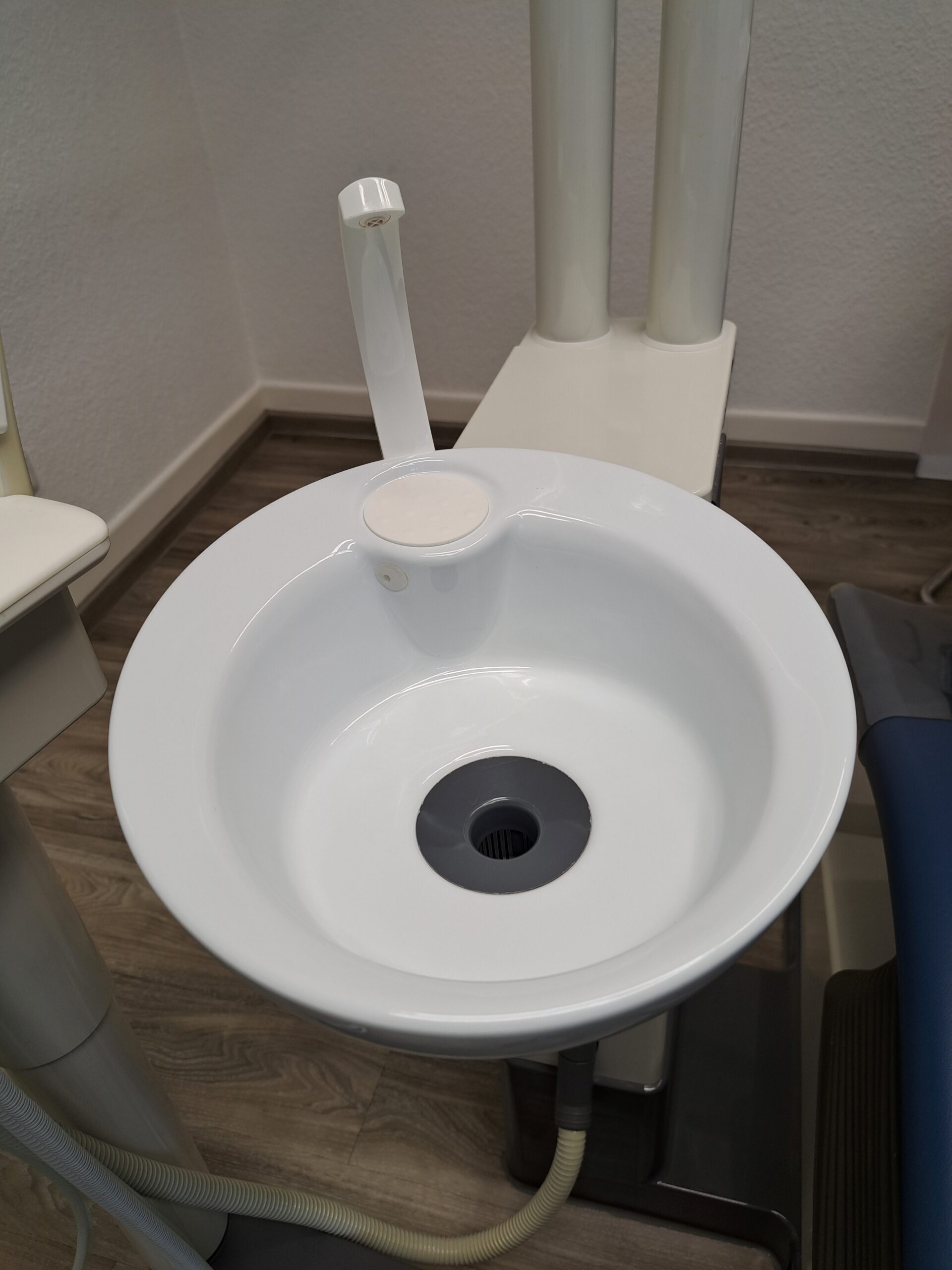 1 x Sirona M1 + mit Sirocam 3 Kamera und Sirona Behandlungszeile | 334826