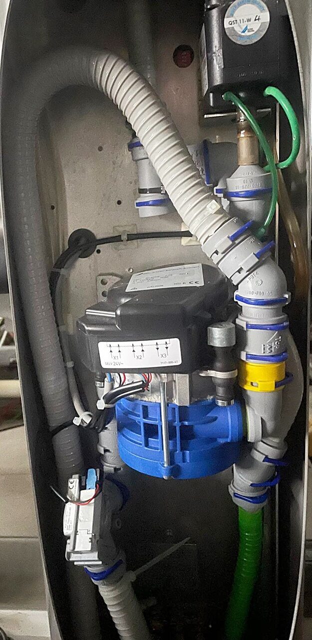 DKL Typ L1-SOLO KFO Behandlungsseinheit mit Nassabsaugung Top Angebot | 334683