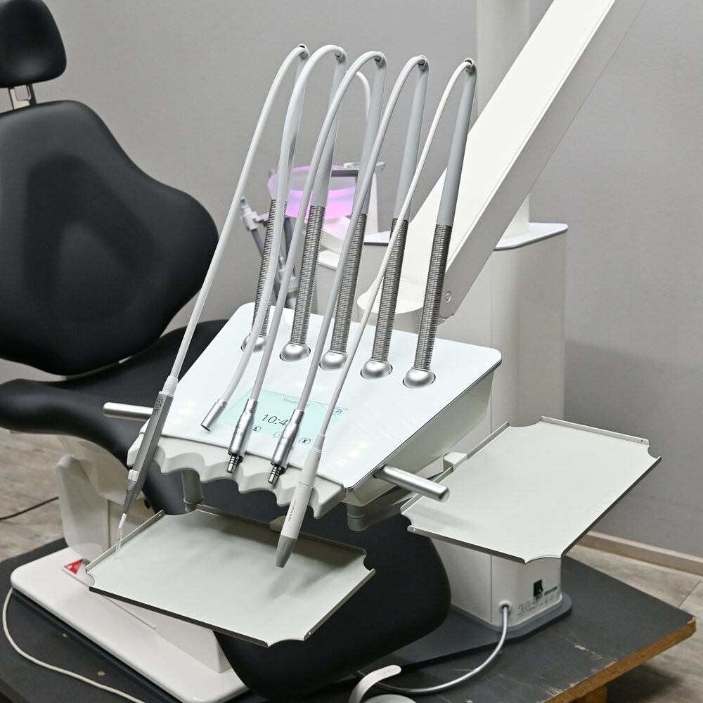 HEKA S+ Behandlungseinheit Nassabsaugung Ausstellungsgerät Baujahr: 2025 | 334582