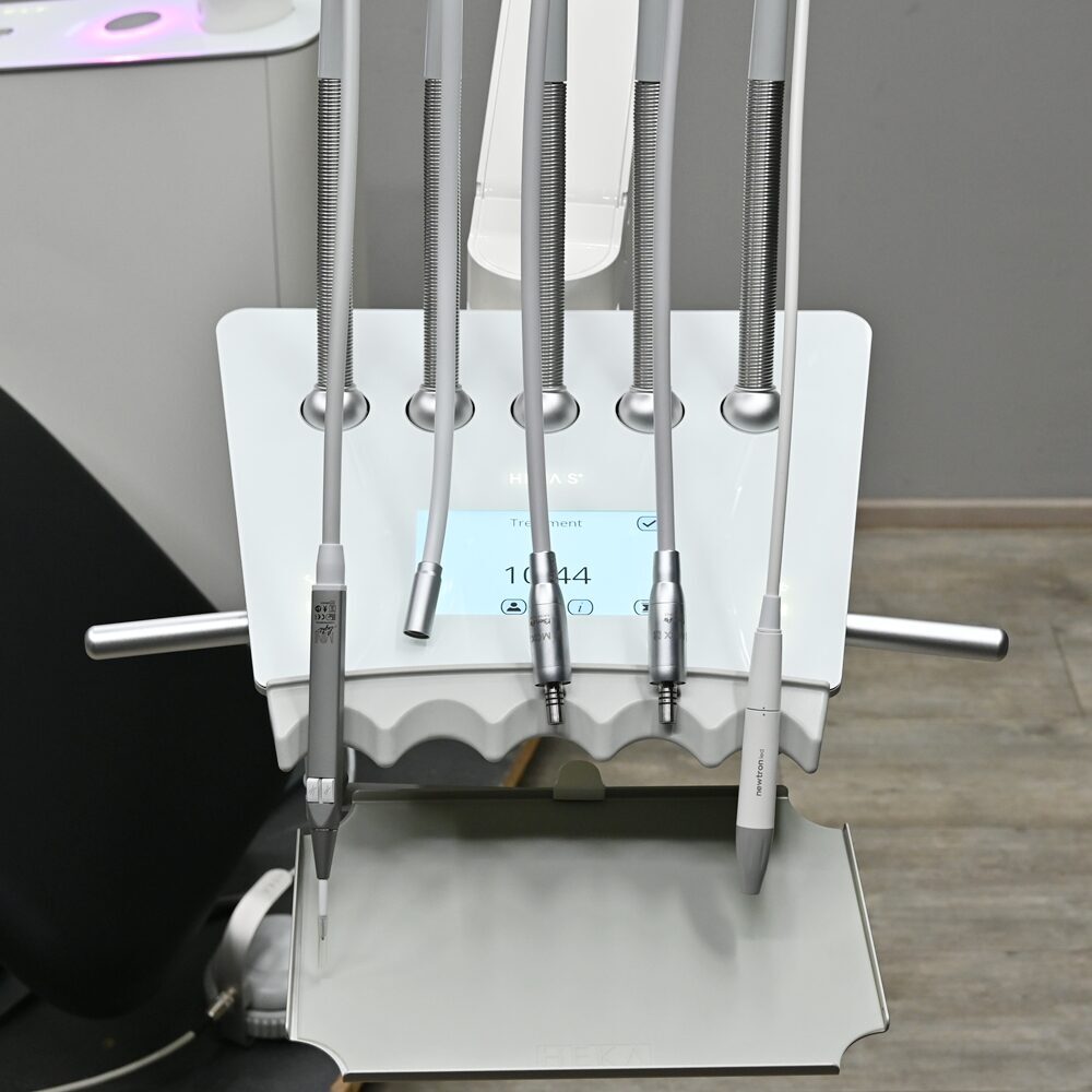 HEKA S+ Behandlungseinheit Nassabsaugung Ausstellungsgerät Baujahr: 2025 | 334583