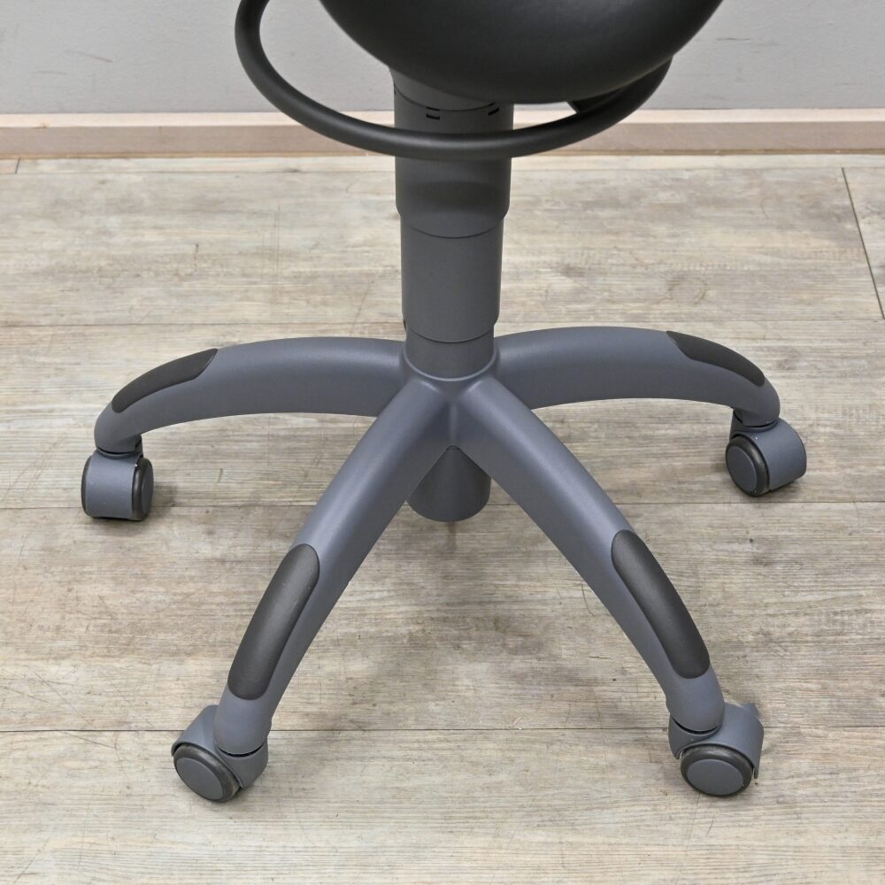 Sirona Theo Sattelstuhl in Carbon, Ausstellungsstück | 336217