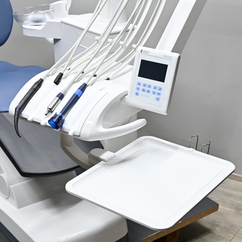 Sirona Sinius CS Behandlungseinheit mit Nassabsaugung Bj. 2025 | 334851