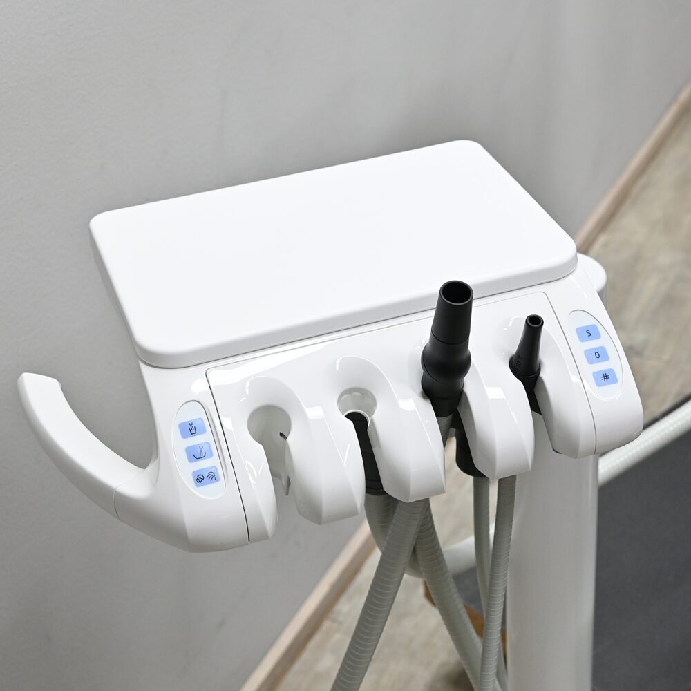 Sirona Sinius CS Behandlungseinheit mit Nassabsaugung Bj. 2025 | 334856