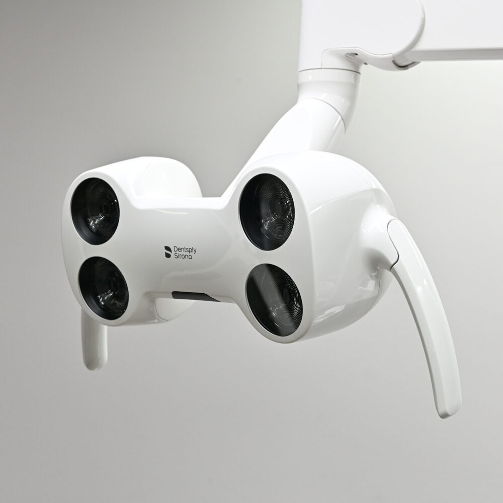 Sirona Sinius CS Behandlungseinheit mit Nassabsaugung Bj. 2025 | 334858