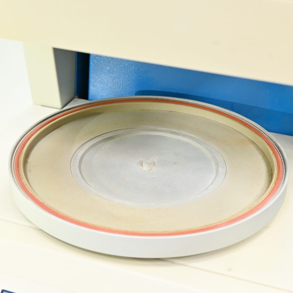 DeguDent Cergo press Keramikpressofen mit Pumpe Gebraucht & Geprüft Baujahr: 2001 | 335316