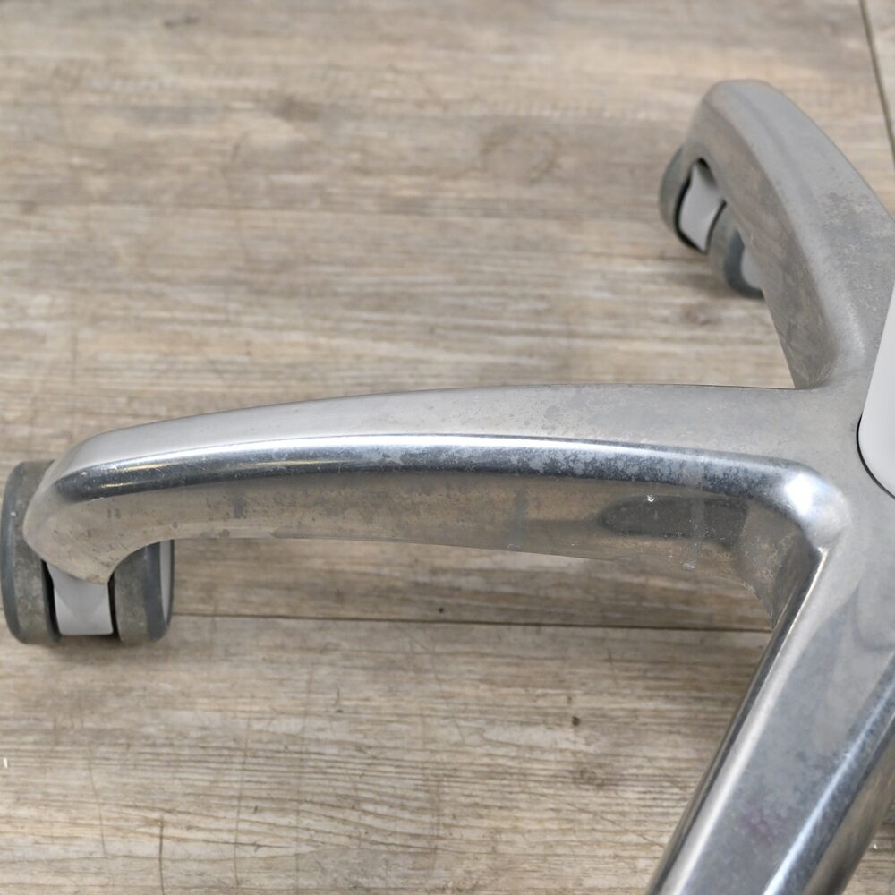 Kavo PHYSIO Evo Arzthocker in Chili gebraucht | 336104