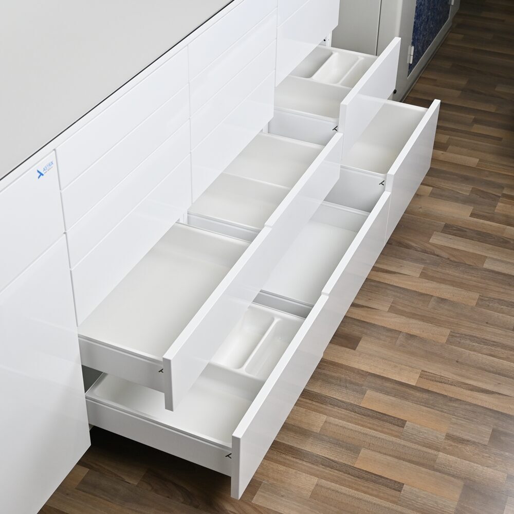 Astra Ineus 4er Behandlungszeile / Schrankzeile, Ausstellungsstück | 336236