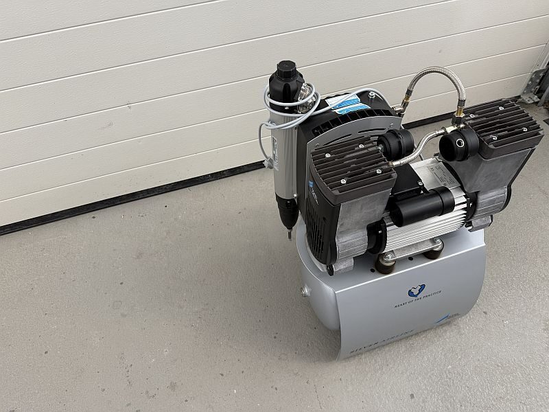 Dürr Kompressor Tornado 130 Dental Kompressor, ölfrei und leise | 335019