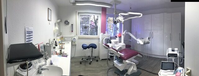 Kaum benutzte Behandlungseinheit | 334805