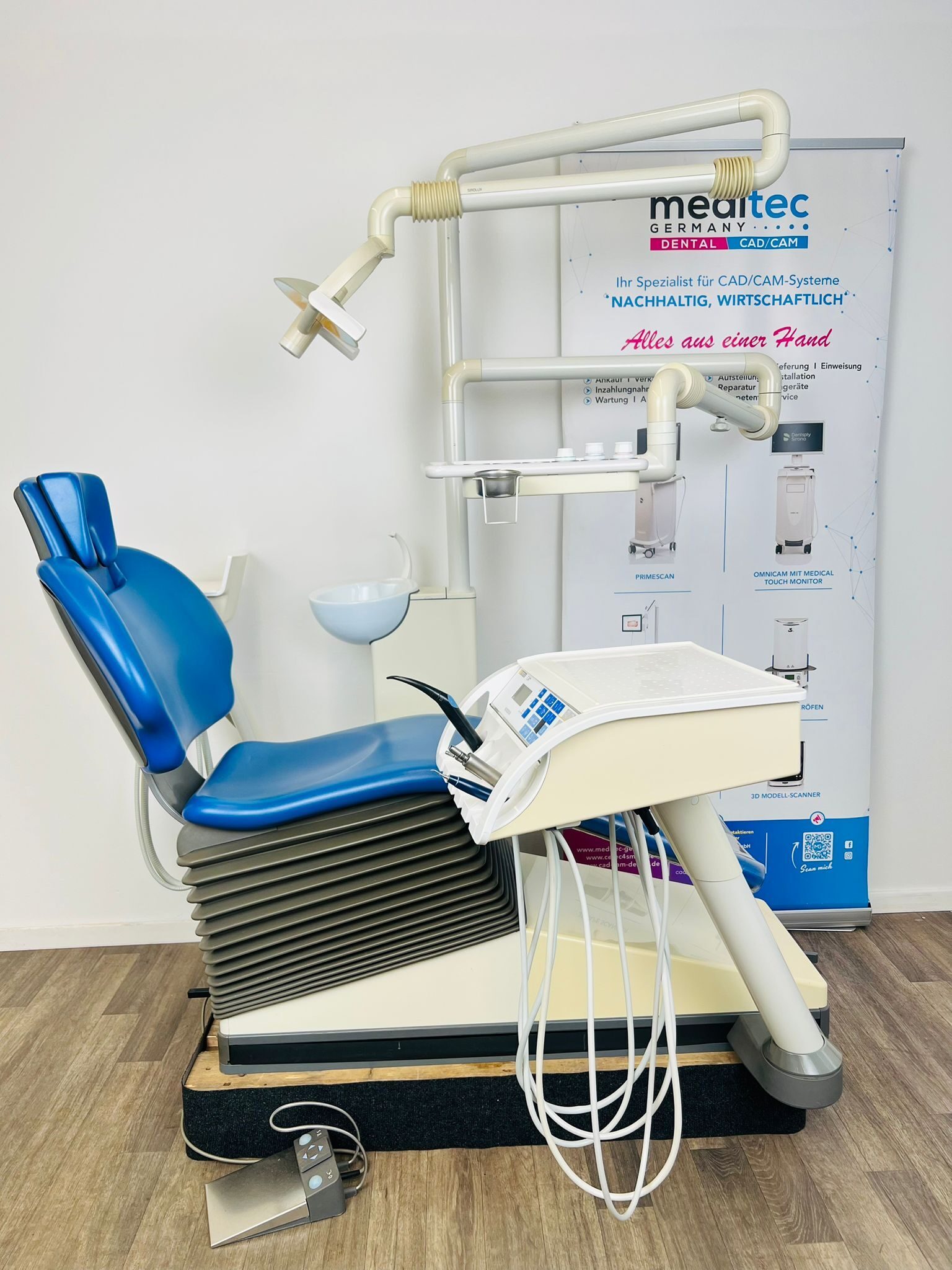 Sirona C4+ Behandlungseinheit werkstattgeprüft sehr gepflegt | 335361