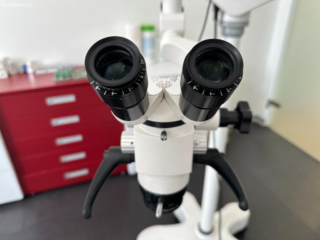 Alltion AM-P8000 am Bodenstativ | 336017