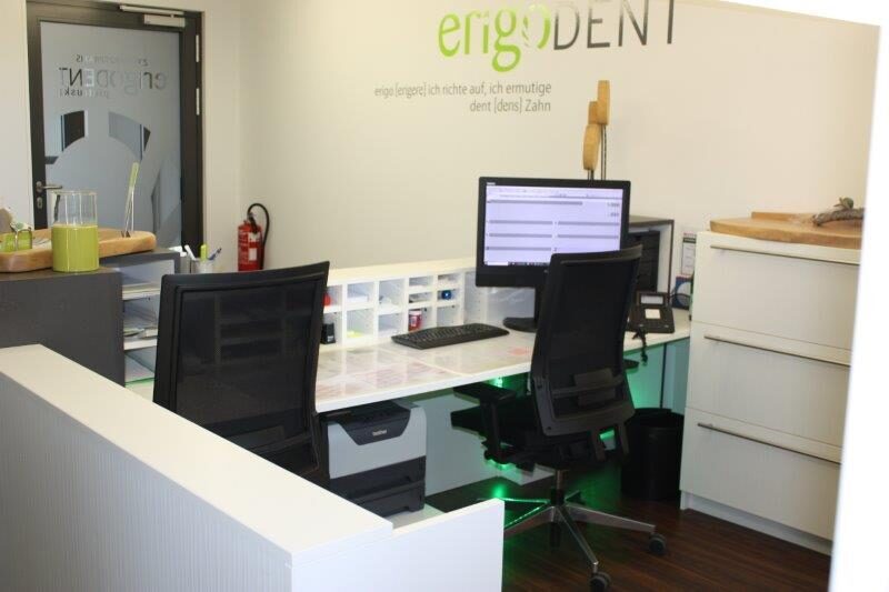 Rezeption/Empfang mit 2 Arbeitsplätzen auf Praxisauslösung | 335441