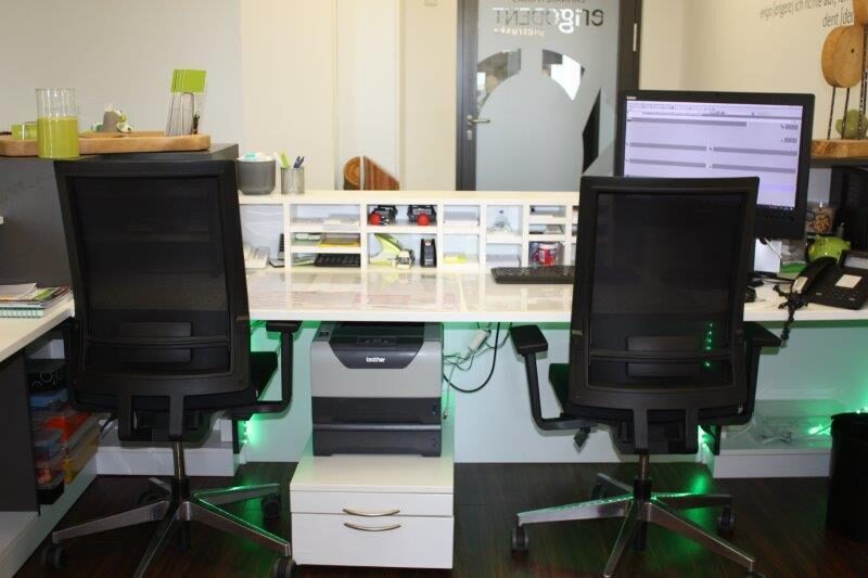 Rezeption/Empfang mit 2 Arbeitsplätzen auf Praxisauslösung | 335442