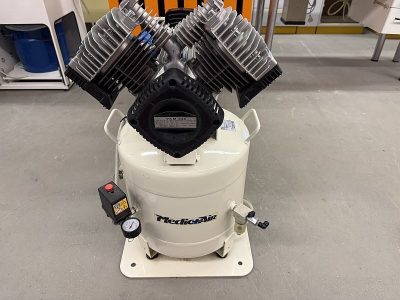 Medic Air 320 Kompressor – ölfrei, leise, Dental & Labor | 335002