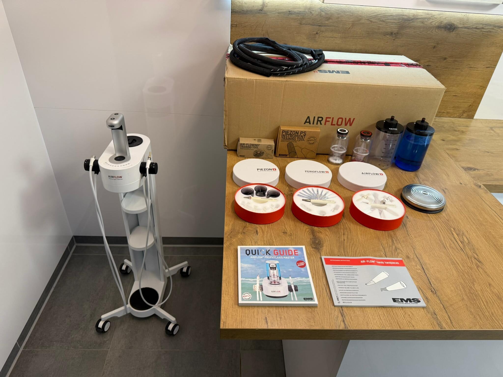 EMS Airflow Prophylaxis Master Komplett Set / ink Airflow Station+ / Perio / ZEG | 336533