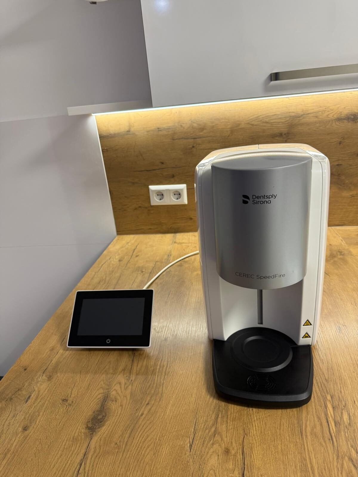 Dentsply Sirona Cerec Speedfire Keramikbrennofen Ofen Brennofen Zahntechnik | 336791