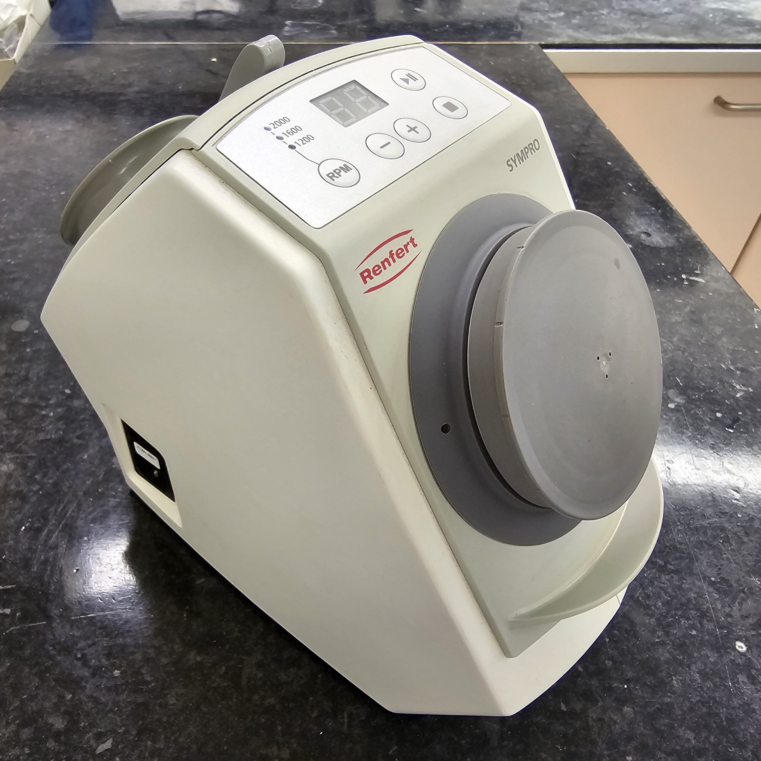 RENFERT SYMPRO: kompaktes Prothesenreinigungsgerät | 337732