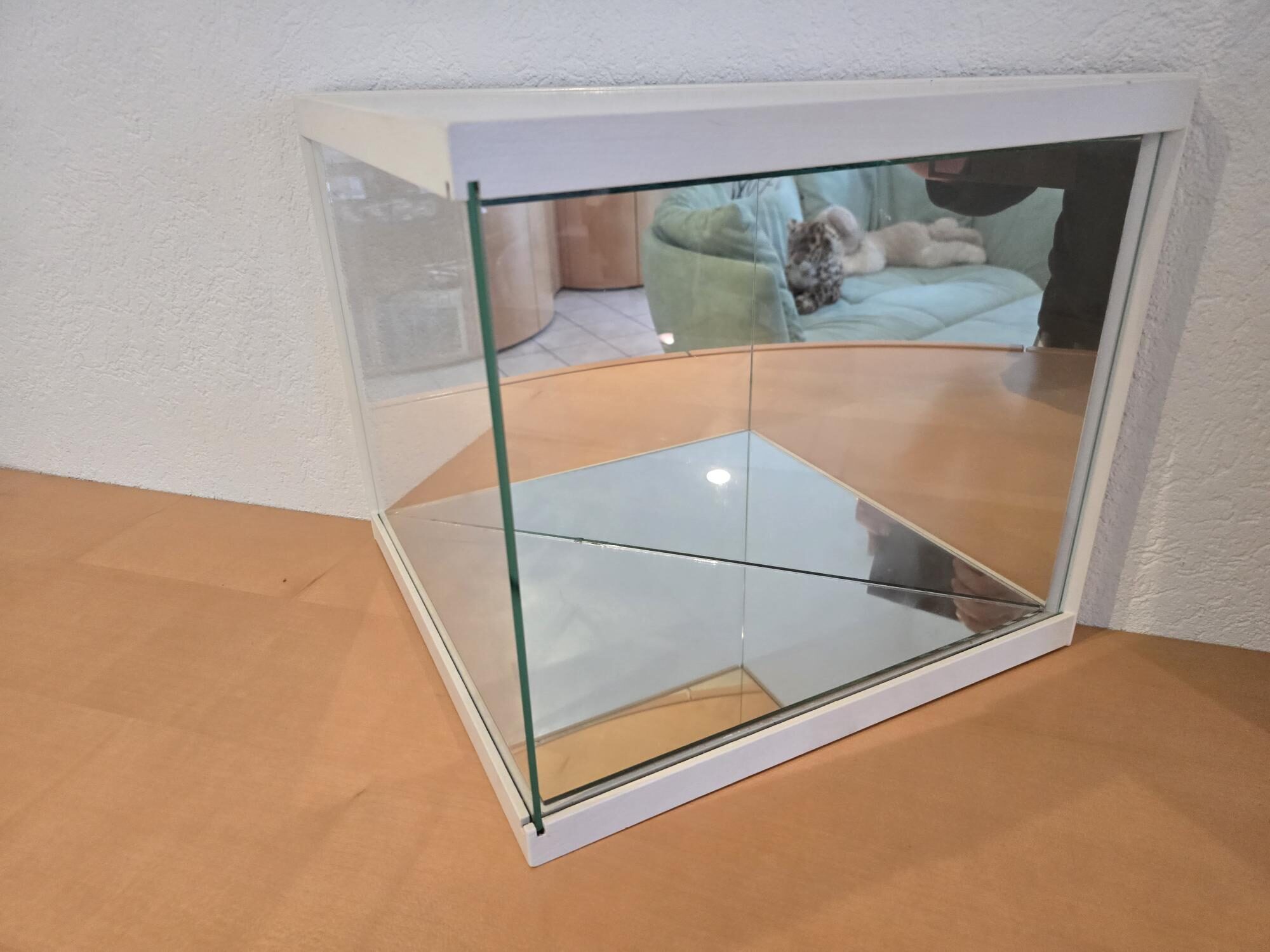 Design-Vitrine PRISMA: weiss, innen verspiegelt | 337835