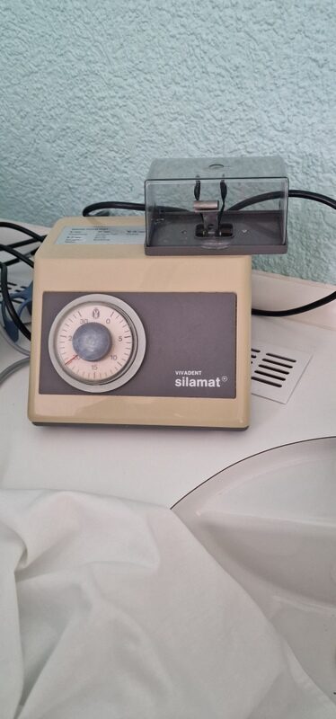 Kapselmischgerät wegen Praxisschließung aus Altersgründen zu verkaufen | 337508