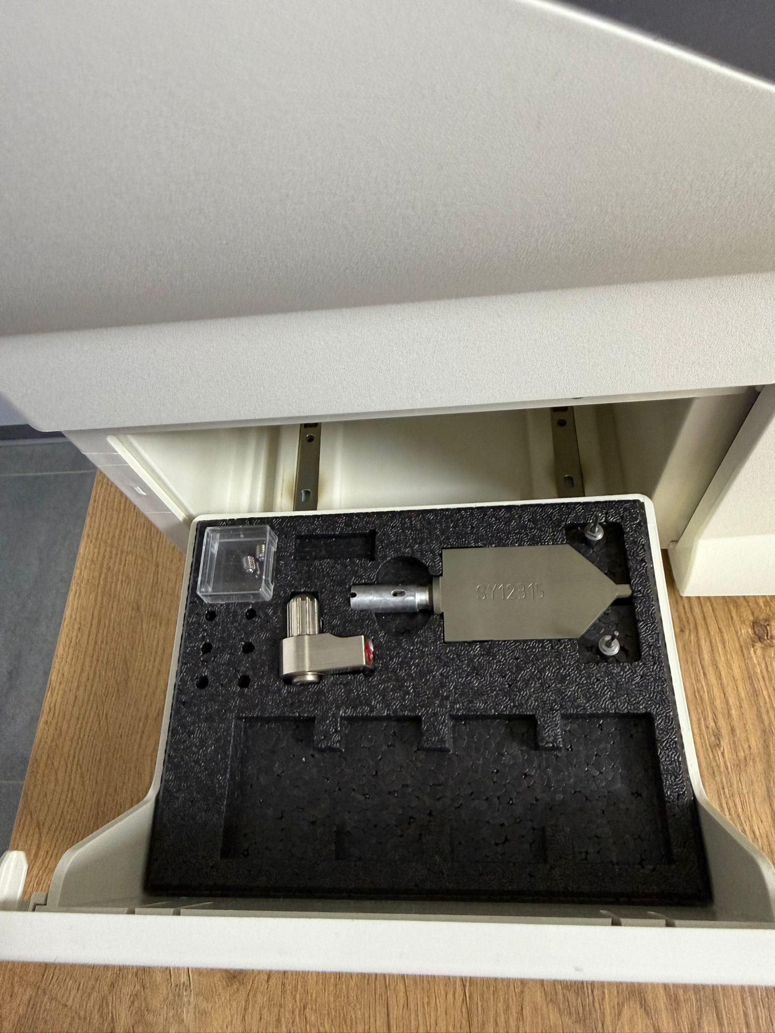 Sirona CEREC MC XL Schleifeinheit milling machine Fräse CAD CAM TOP! | 336495