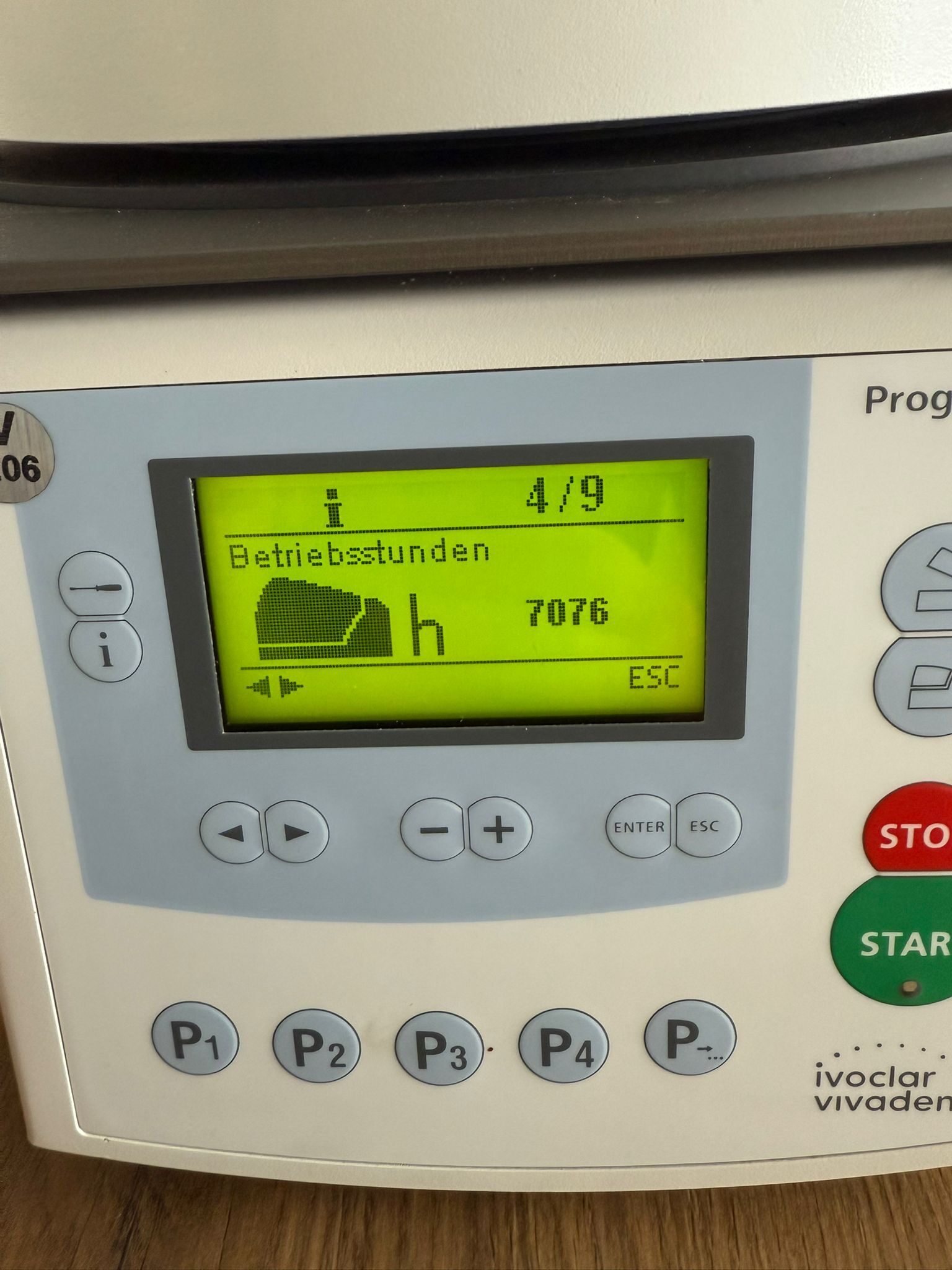 Ivoclar Programat CS Keramikofen mit Vakuumpumpe Brennofen Labor Zahntechnik TOP | 336751